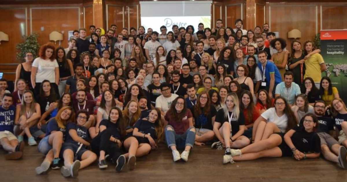 Bari, il mondo dell'Aiesec: dal 1960 giovani inviati all'estero per volontariato, stage e lavoro